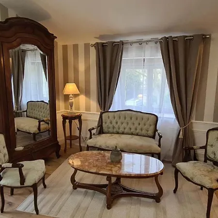 Pouantais Bed & Breakfast Pouant